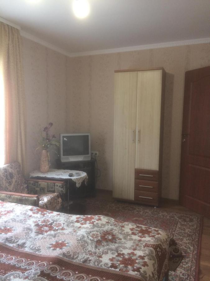 Будиночок В Східнці-Новий Кропивник Skhidnytsia Eksteriør bilde